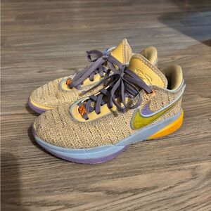 Nike LeBron 20 summer vibes